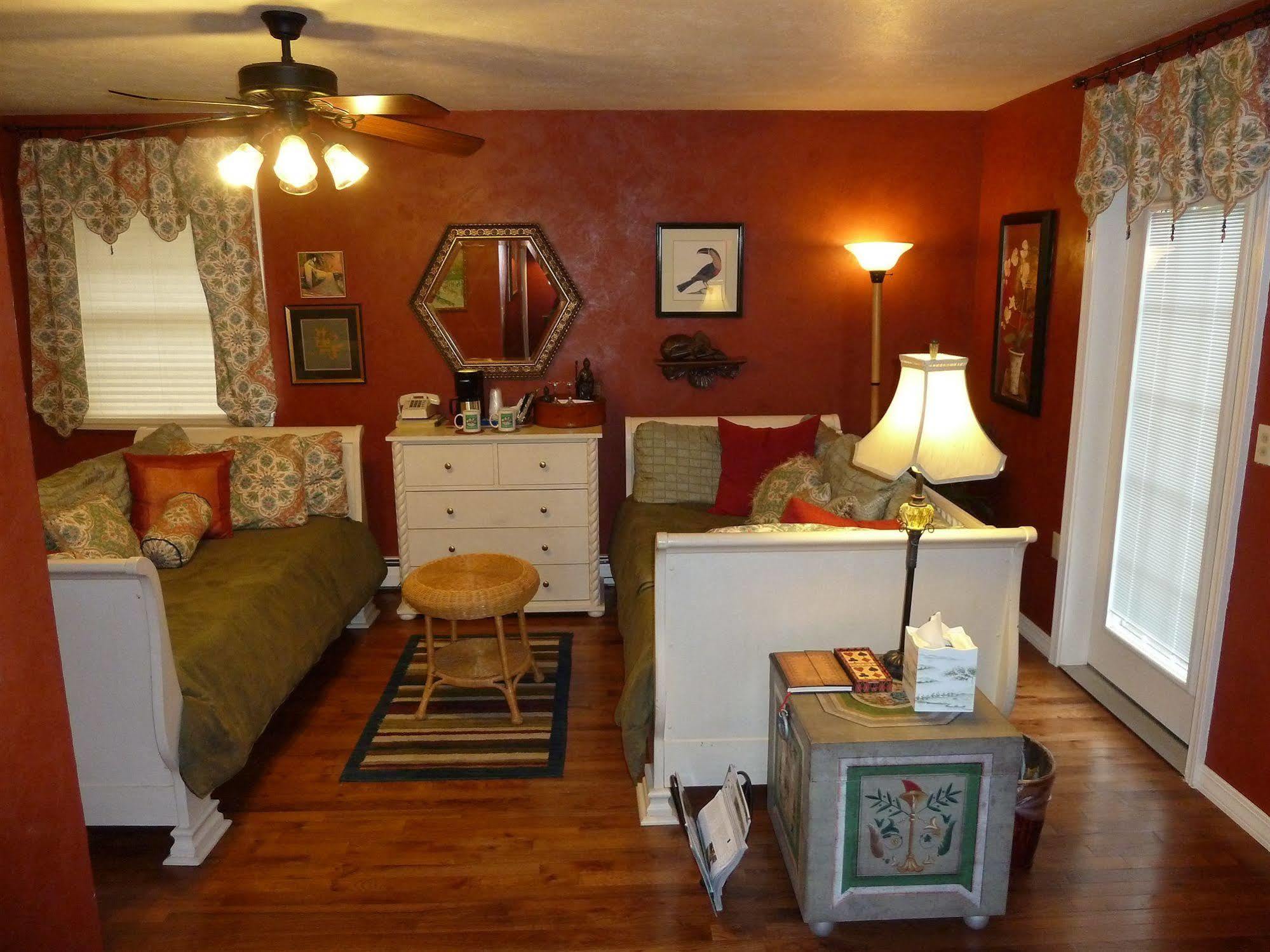 קולומביה פולס Bad Rock Bed And Breakfast Inn מראה חיצוני תמונה